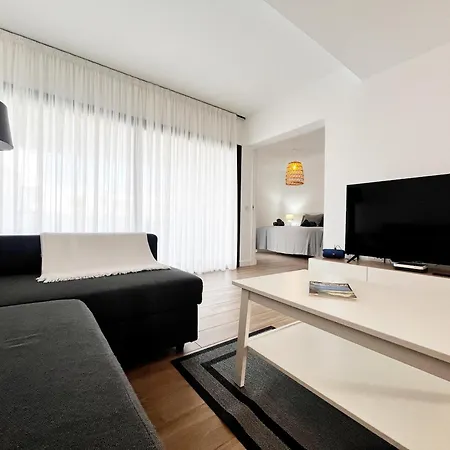 With By Ftv Holidays Homes Апартаменты