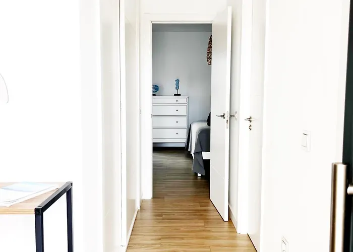 Ftv Holidays Homes - With דירה